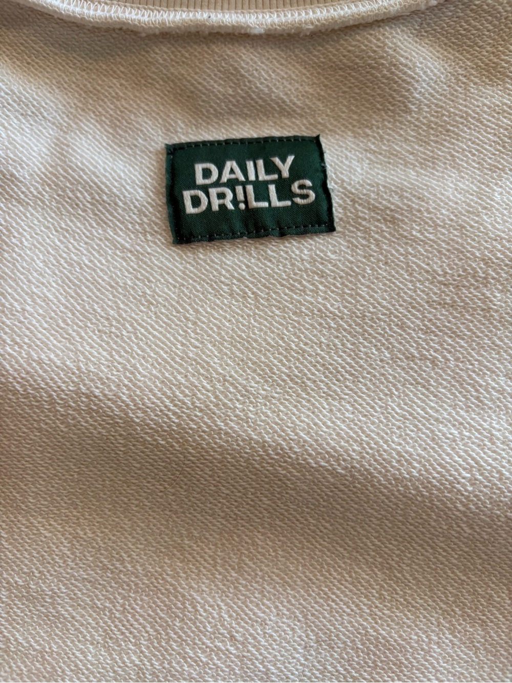 REVERSIBLE DAILY DRILLS SWEATSHIRT - Picture 4 of 6